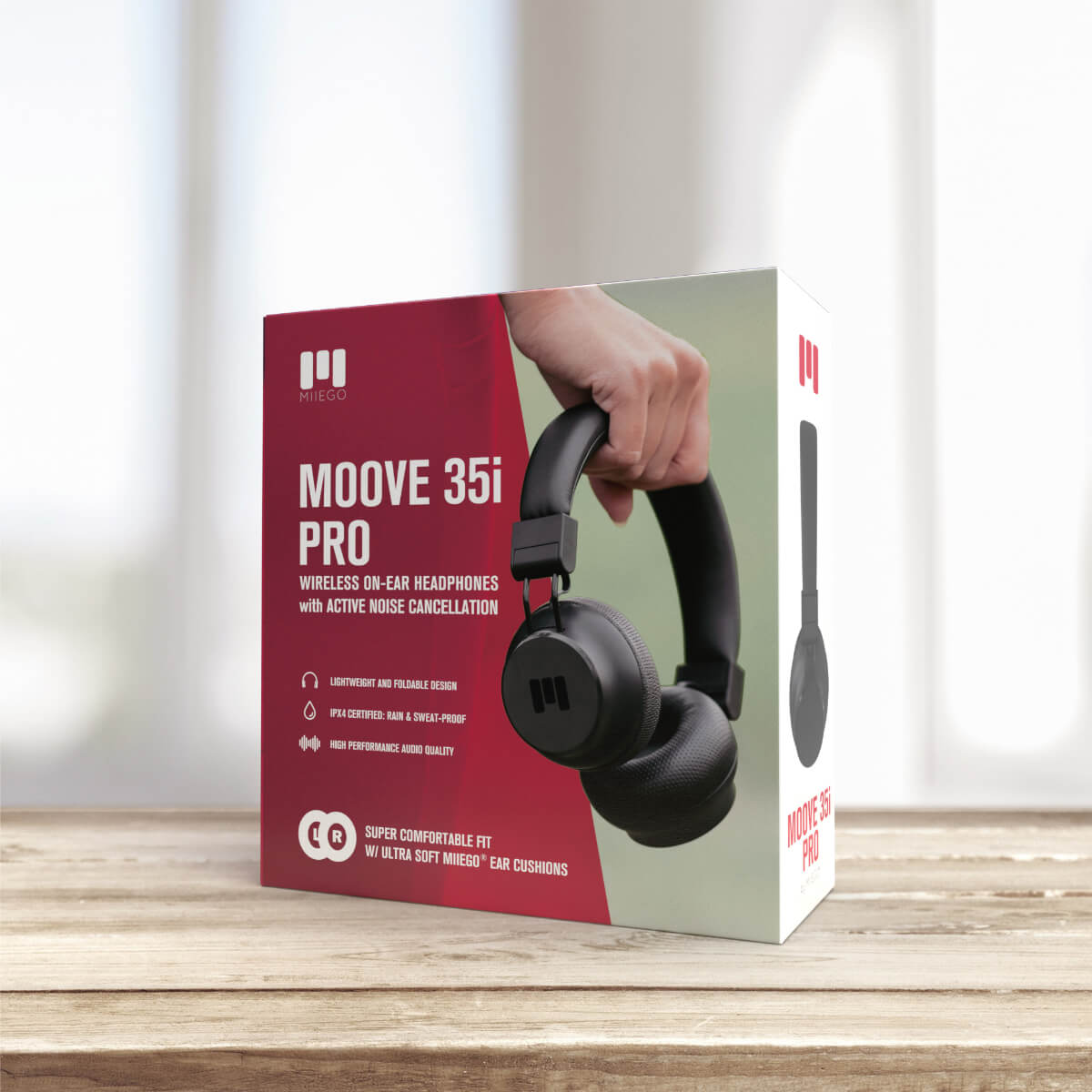 MOOVE35i PRO - Black in Black